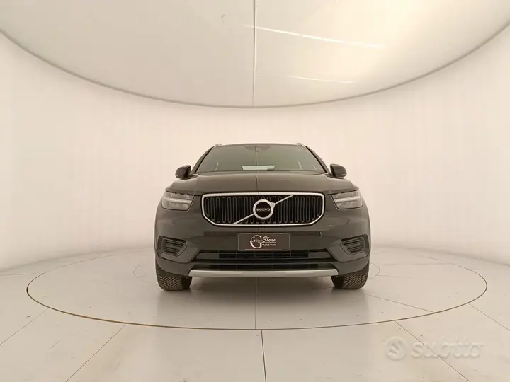 Volvo Xc40 2021 photo 2