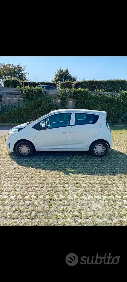 Chevrolet Spark 2012 photo 4