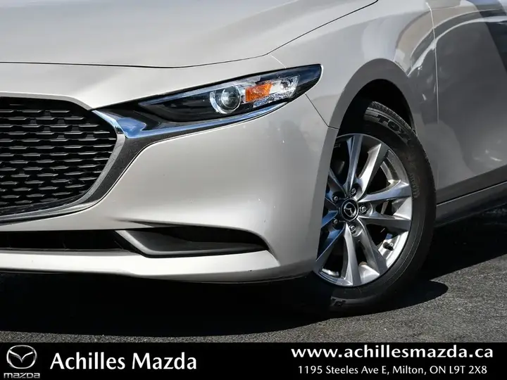 Mazda Mazda3 2025 photo 2