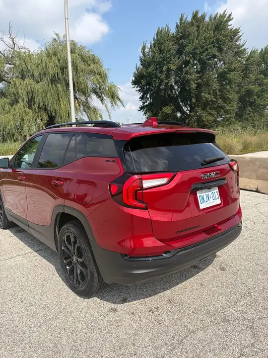 GMC Terrain 2022 photo 3