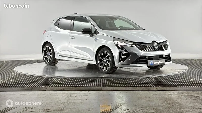 Renault Clio 2023 photo 3