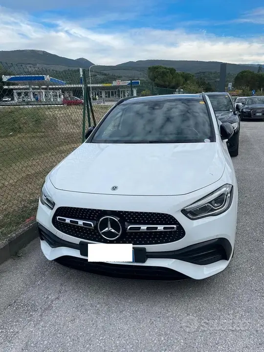Mercedes-Benz Gla 2023 photo 2