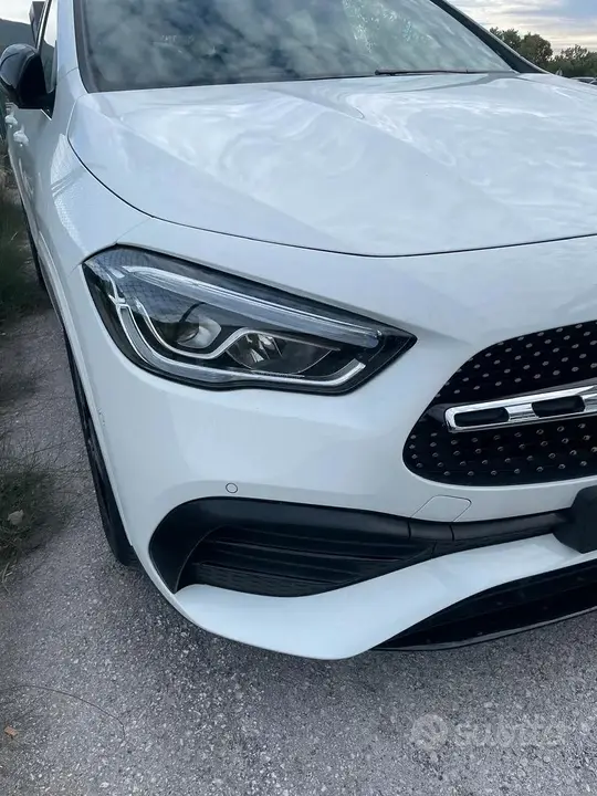 Mercedes-Benz Gla 2023 photo 4