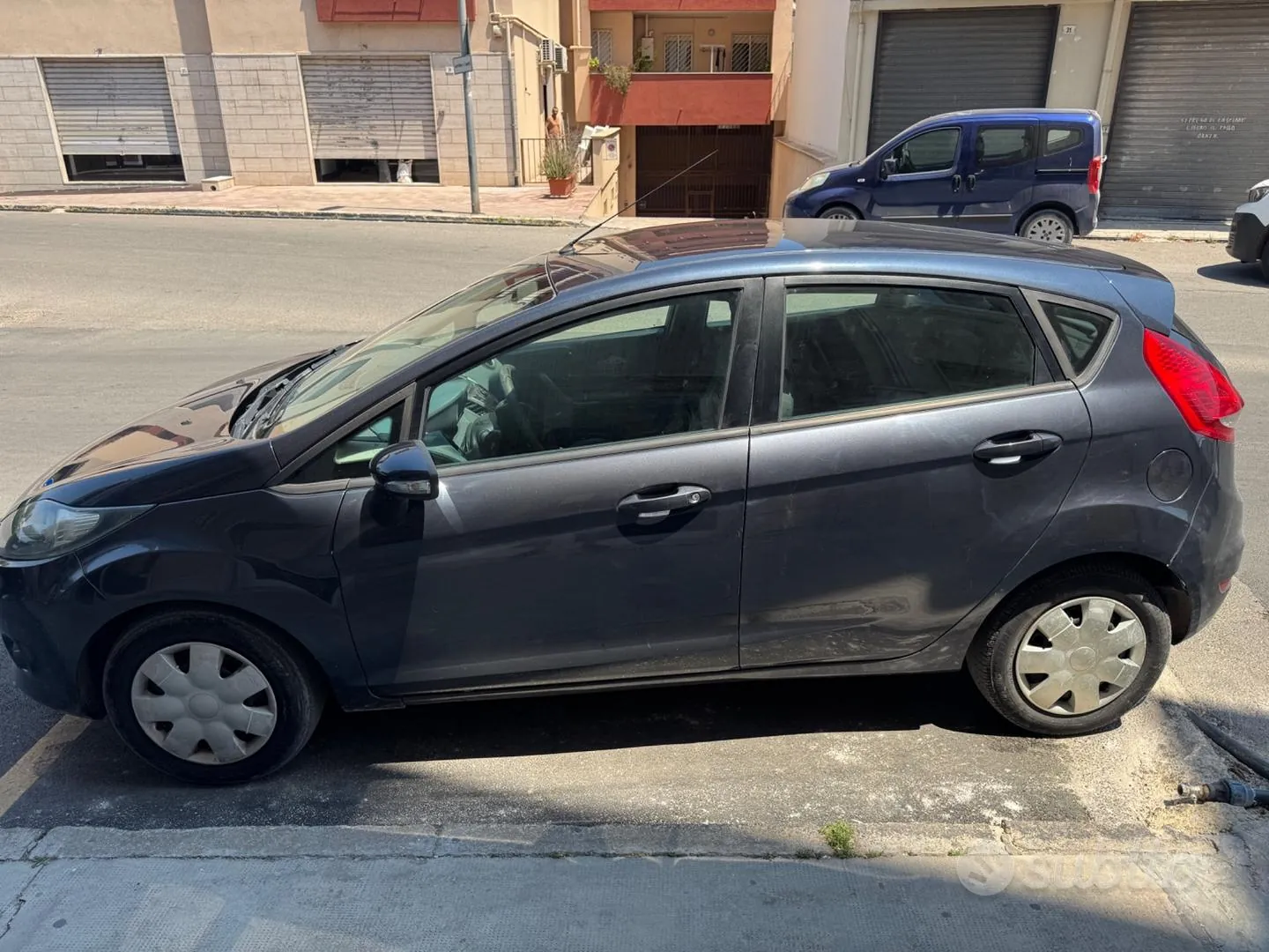 Ford Fiesta 2009 photo 4