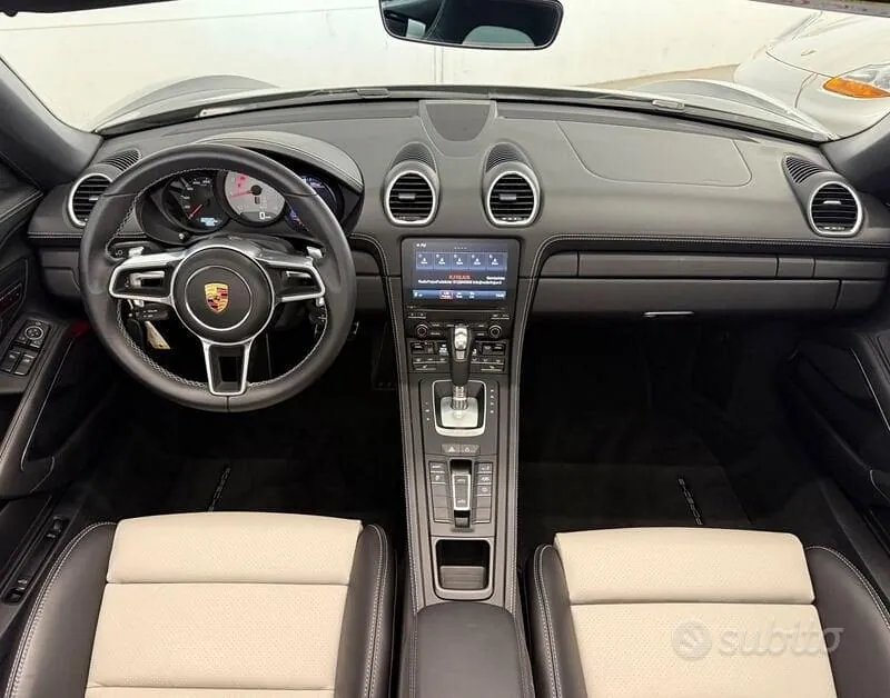 Porsche 718 Boxster 2026 photo 4