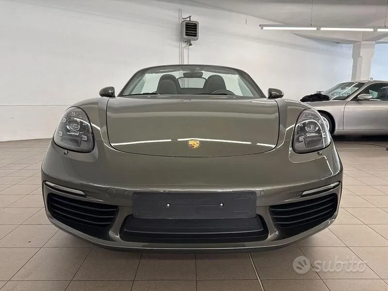 Porsche 718 Boxster 2026 photo 2