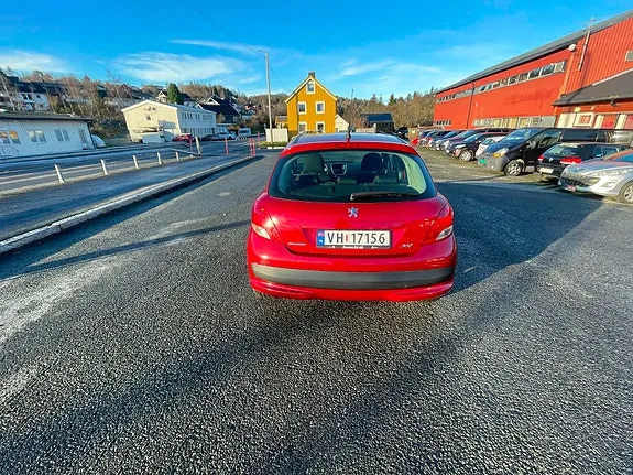 Peugeot 207 2009 photo 3