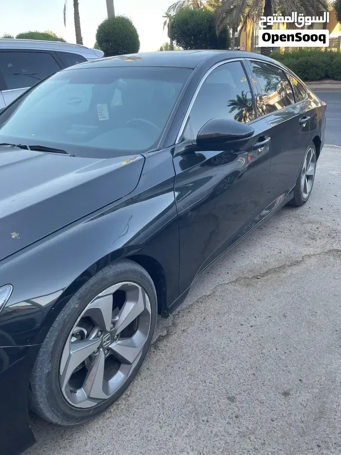 Honda Accord 2019 photo 2