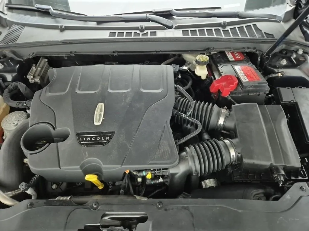 Lincoln Continental 2017 photo 5
