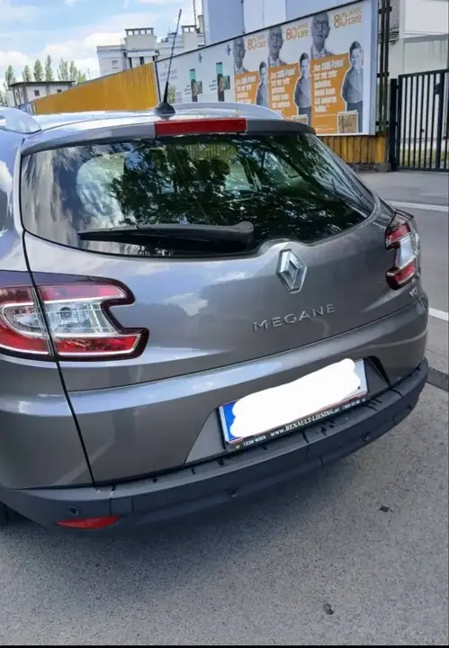 Renault Mégane 2011 photo 3
