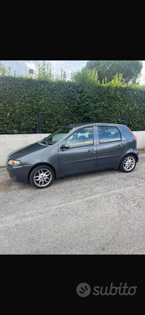 Fiat Punto 2000 photo 2