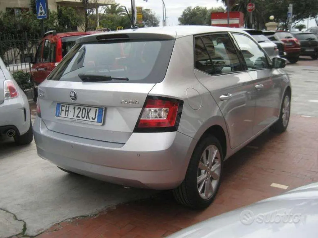 Skoda Fabia 2017 photo 5