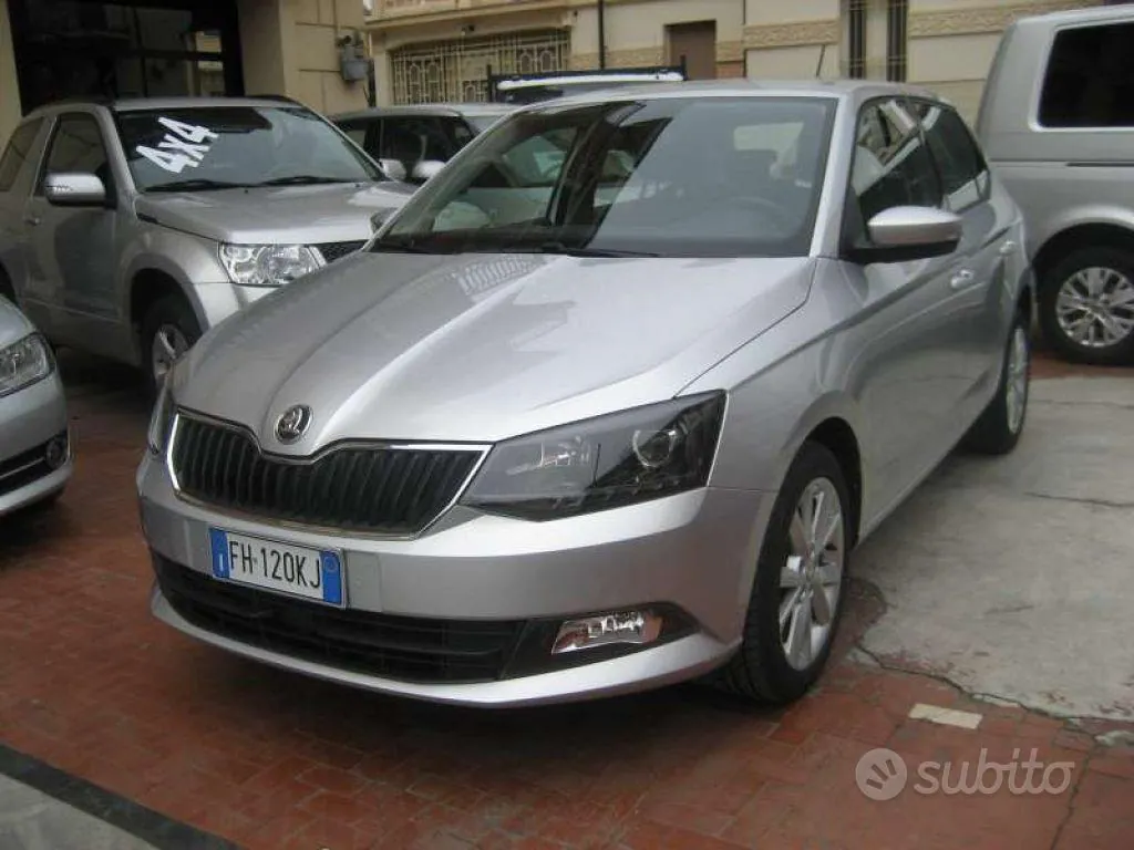 Skoda Fabia 2017 photo 3