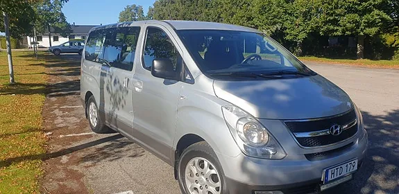 Hyundai H1 2010 photo 2