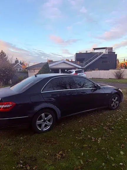 Mercedes-Benz E 220 D 2009 photo 4