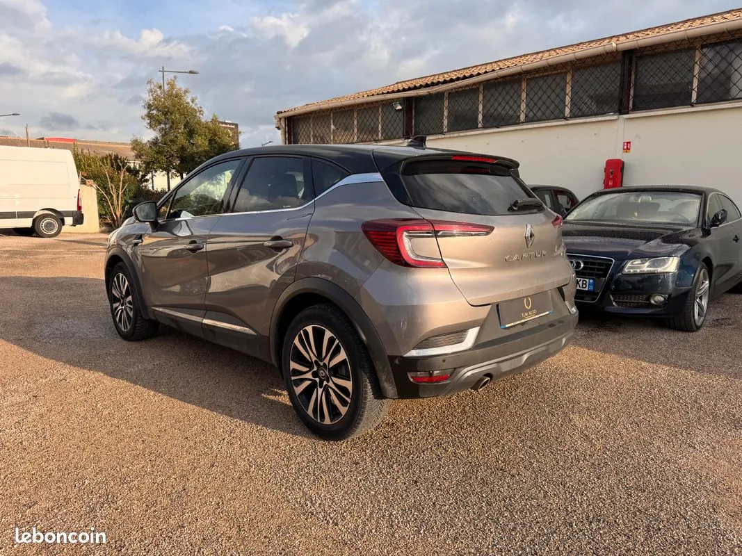 Renault Captur 2019 photo 2