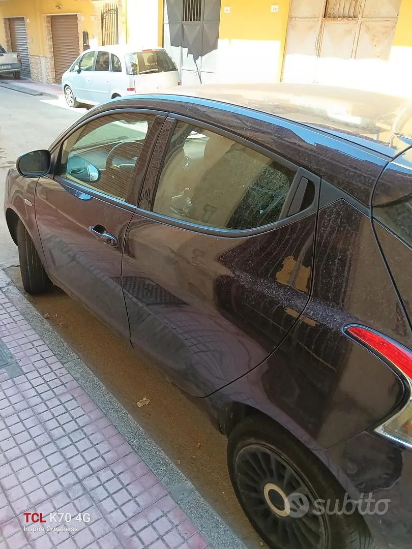 Lancia Ypsilon 2011 photo 4