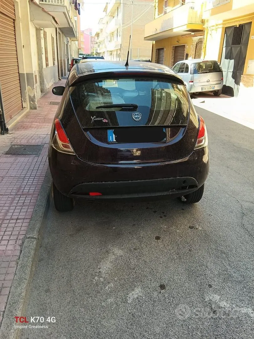 Lancia Ypsilon 2011 photo 2