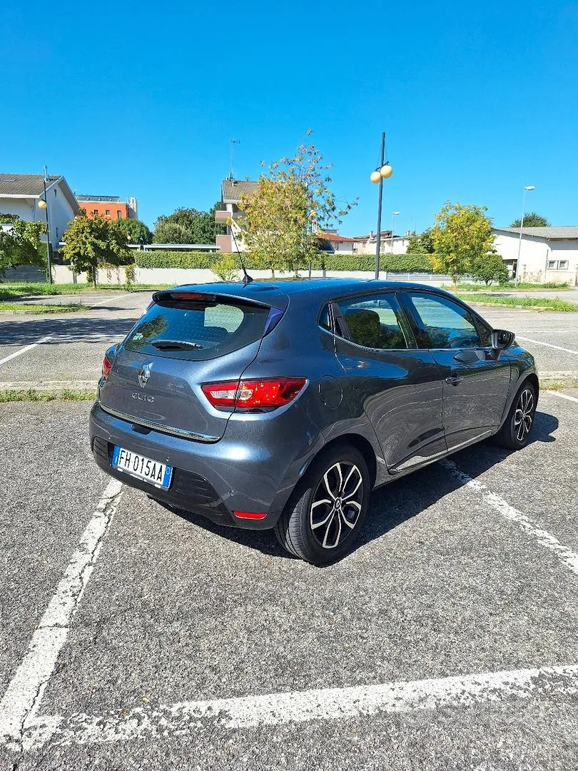 Renault Clio 2016 photo 3