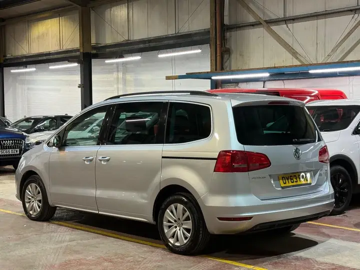 Volkswagen Sharan 2013 photo 4