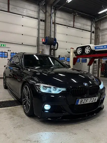 BMW 320D 2017 photo 2