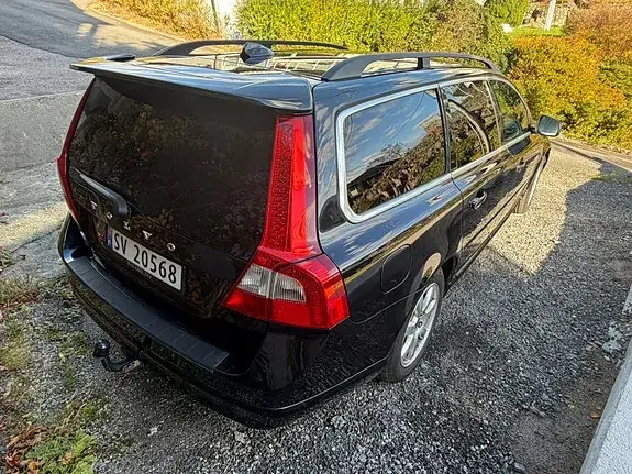 Volvo V70 2012 photo 4