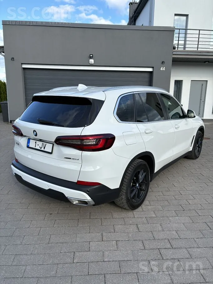 BMW X5 2020 photo 2