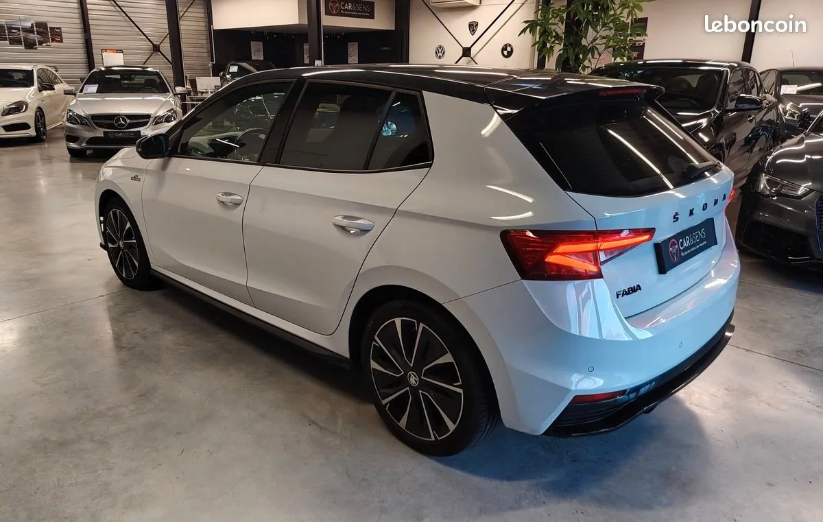 Skoda Fabia 2023 photo 4