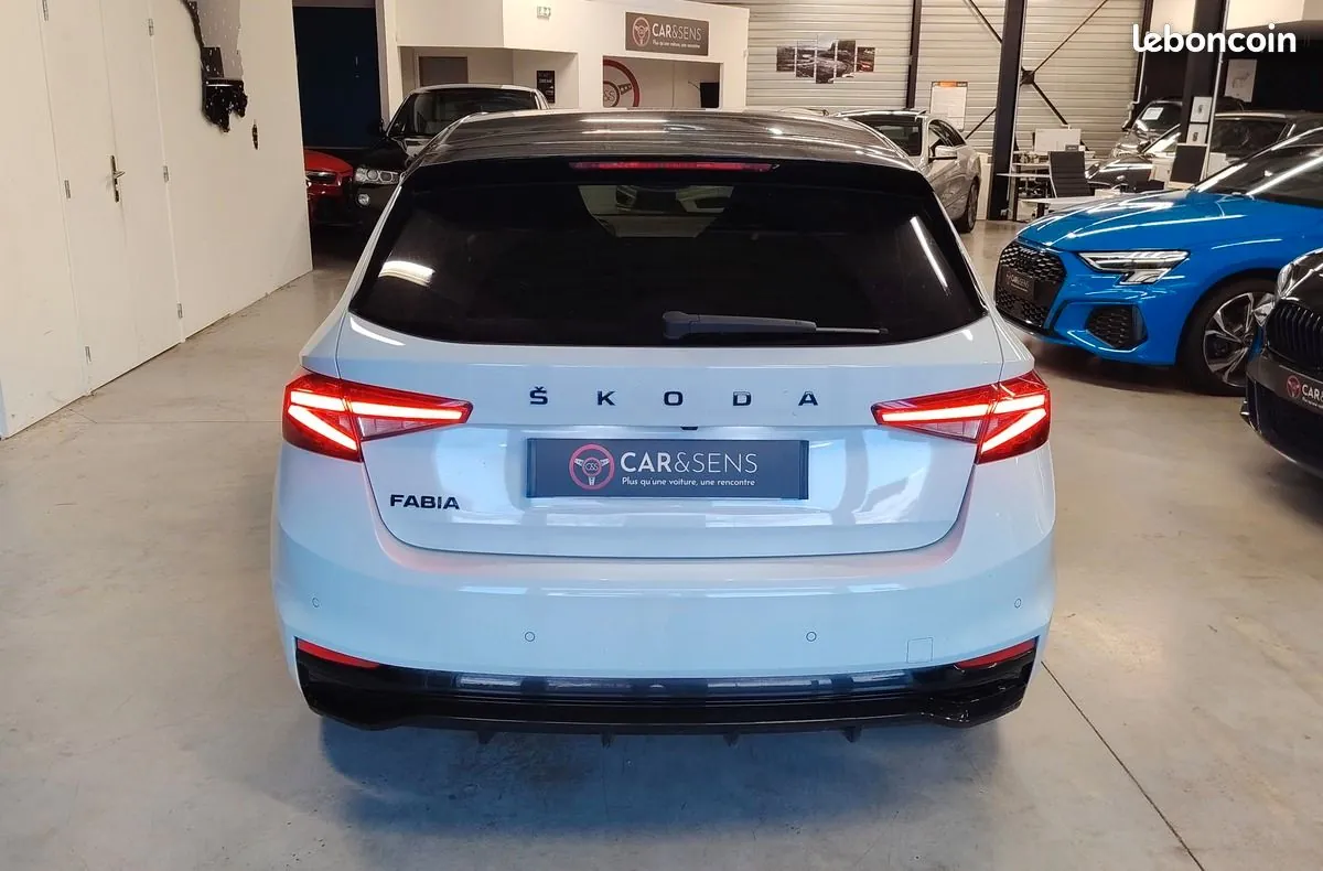 Skoda Fabia 2023 photo 5
