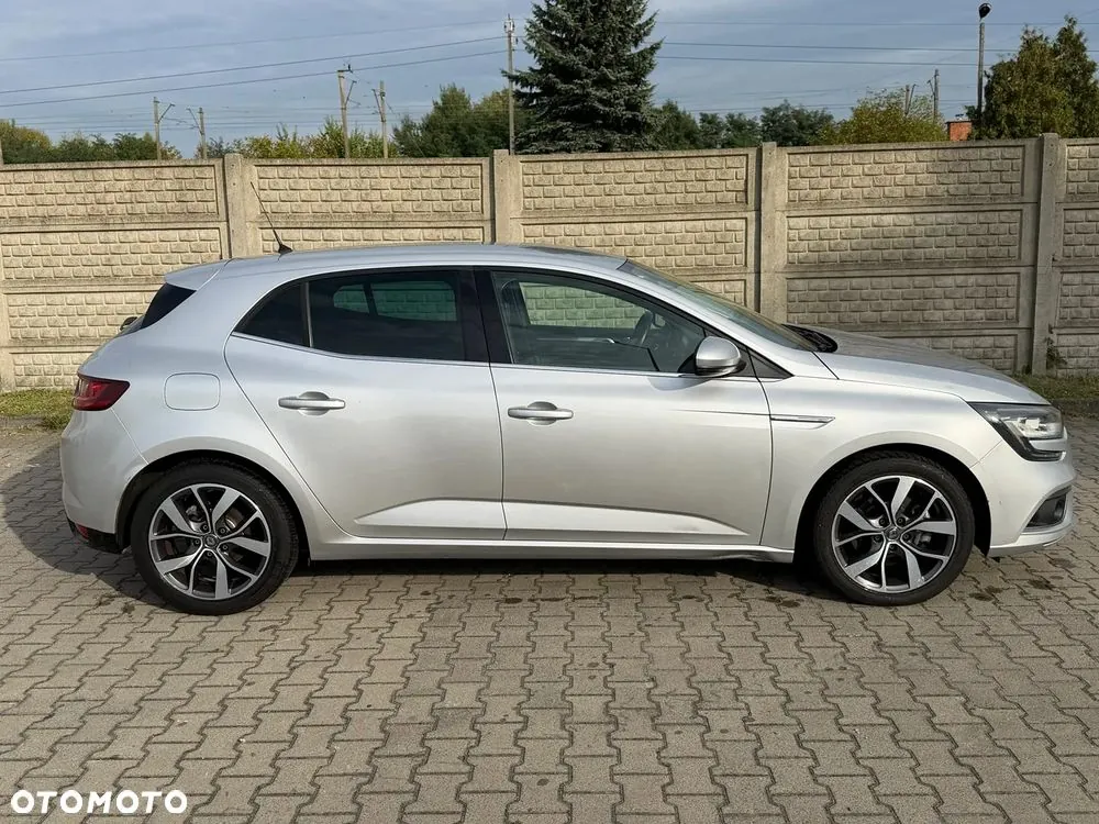 Renault Megane 2015 photo 2