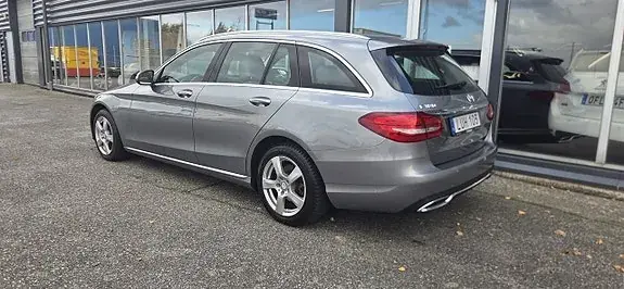 Mercedes-Benz C 2016 photo 3