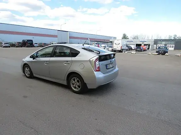 Toyota Prius 2013 photo 5