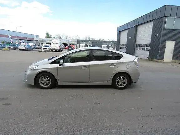 Toyota Prius 2013 photo 3