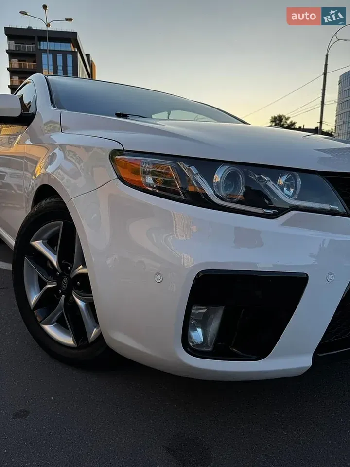 Kia Cerato Koup 2012 photo 5
