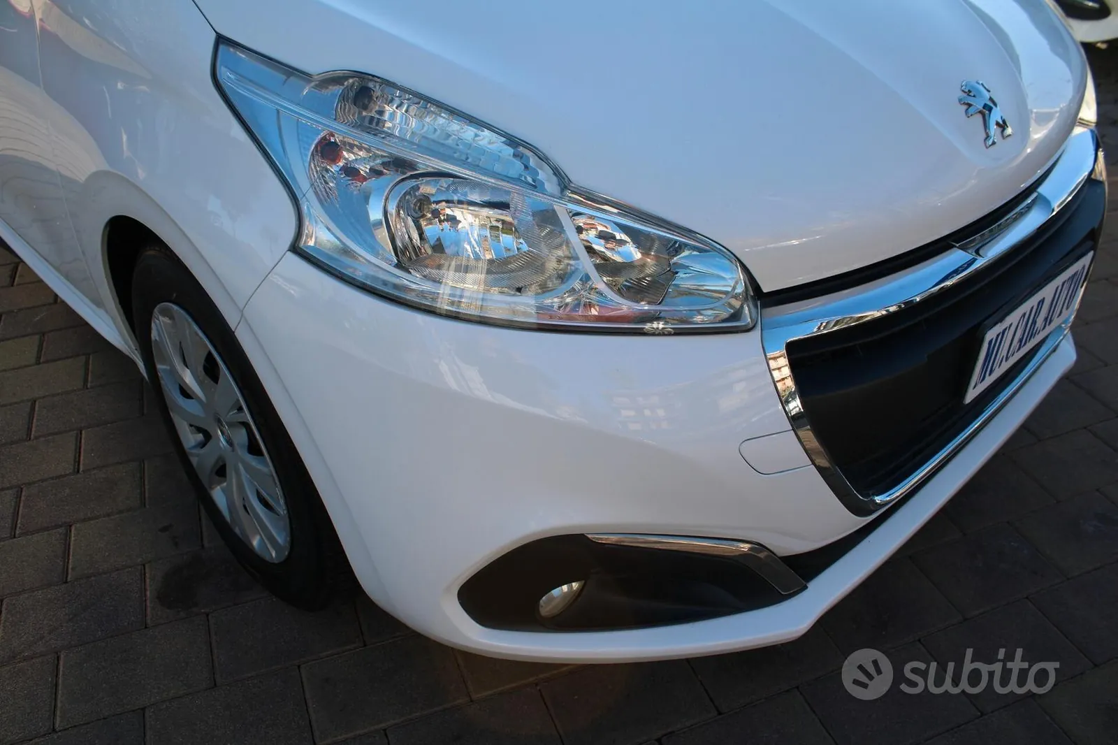 Peugeot 208 2017 photo 4