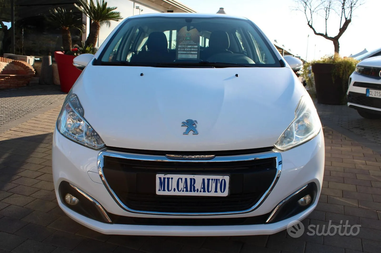 Peugeot 208 2017 photo 2