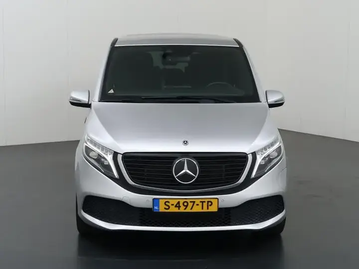 Mercedes-Benz Eqv 2021 photo 3