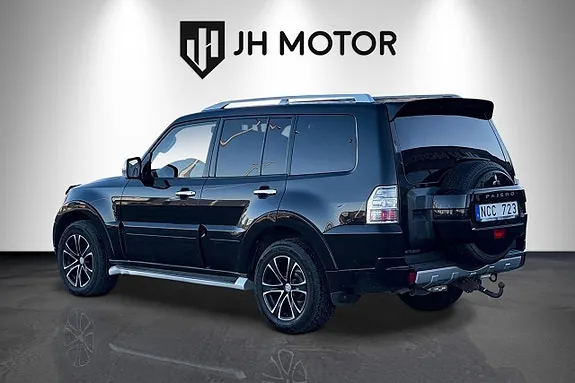 Mitsubishi Pajero 2010 photo 4