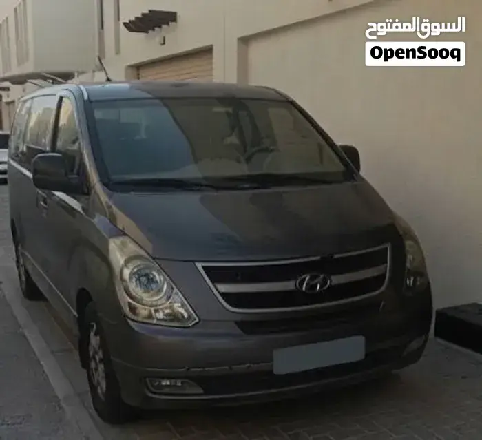 Hyundai H1 2010 photo 2