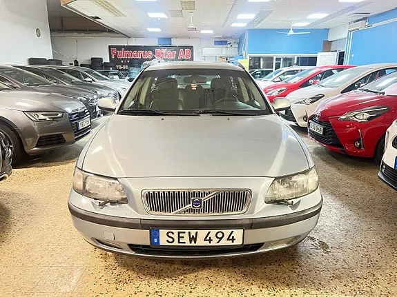 Volvo V70 2001 photo 2