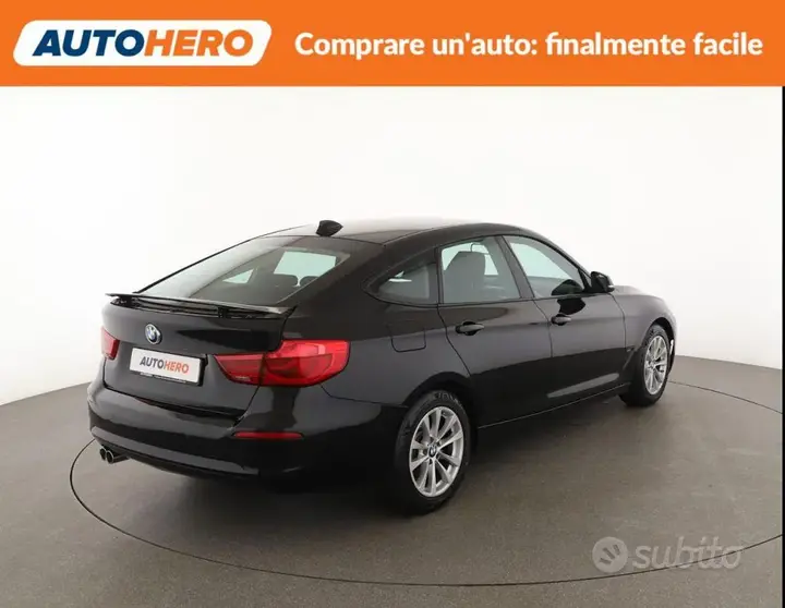 BMW 330 2018 photo 5