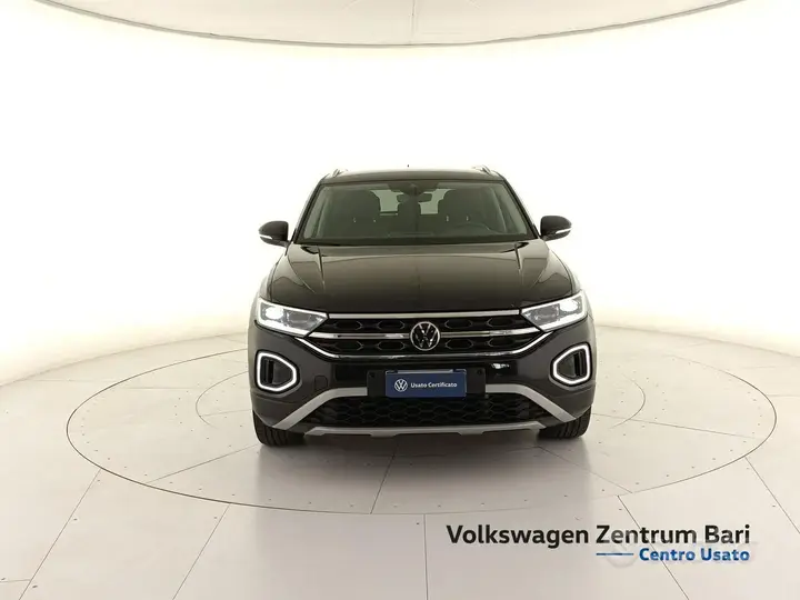 Volkswagen T-Roc 2023 photo 3