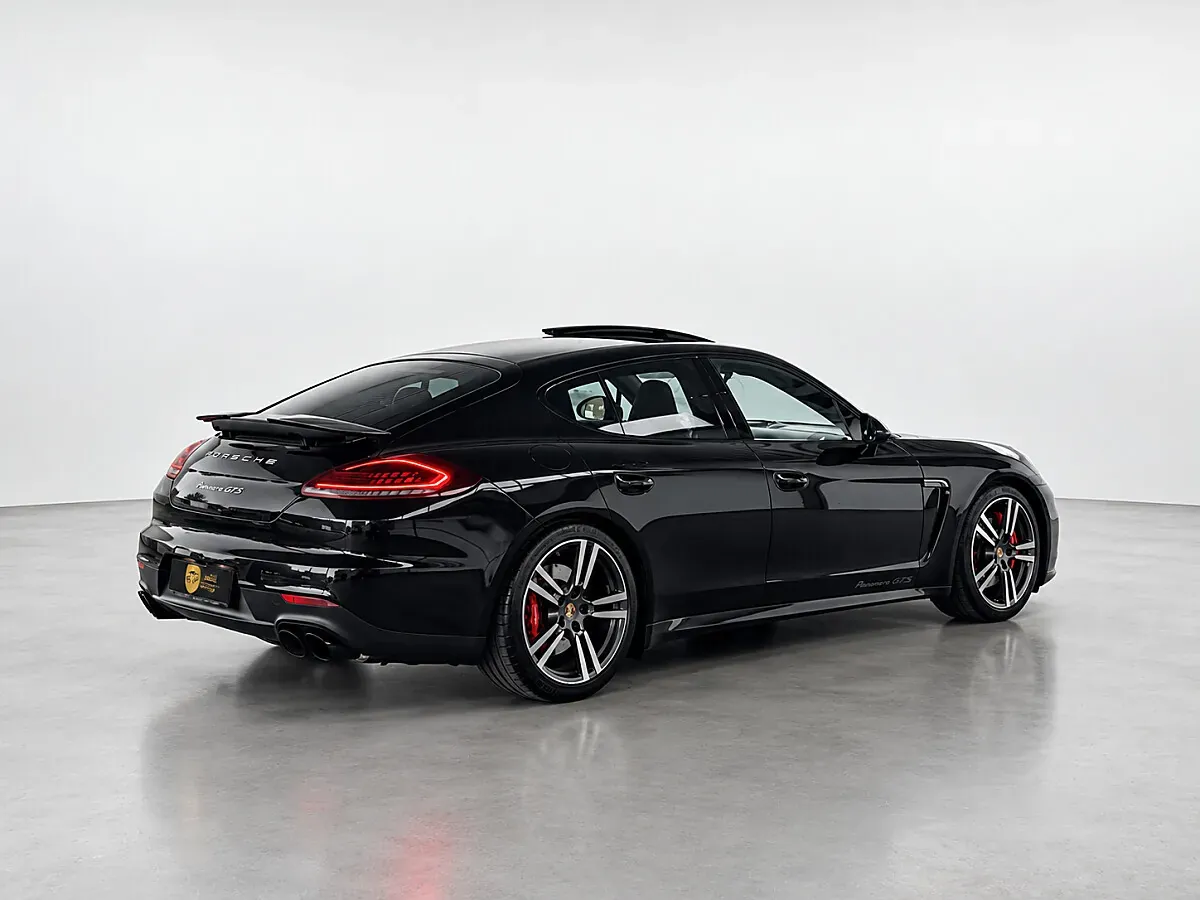 Porsche Panamera 2014 photo 2