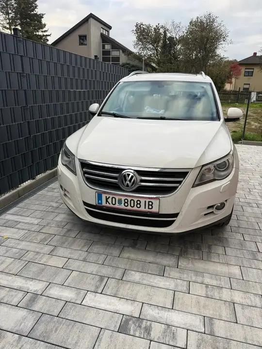 Volkswagen Tiguan 2008 photo 2