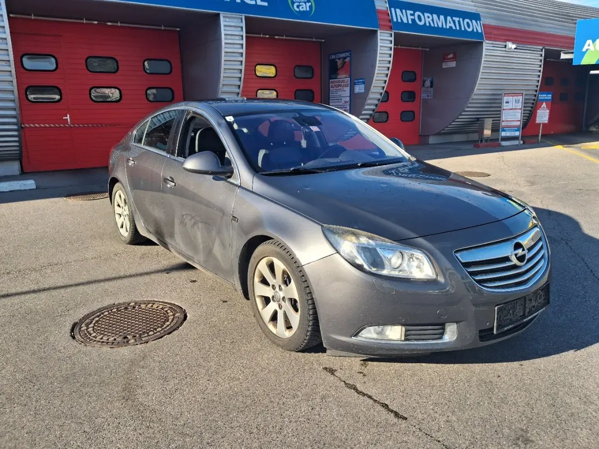 Opel Insignia 2010 photo 3