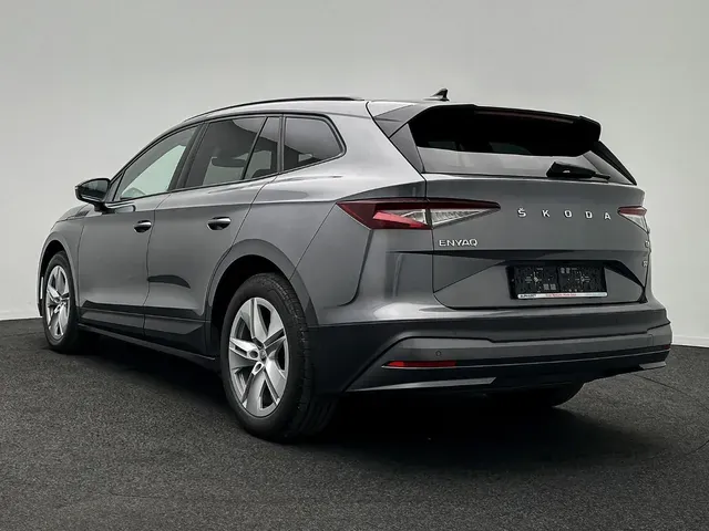Skoda Enyaq 2022 photo 3