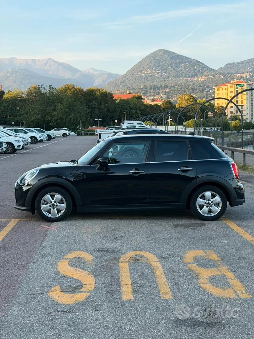 Mini Cooper 2024 photo 2