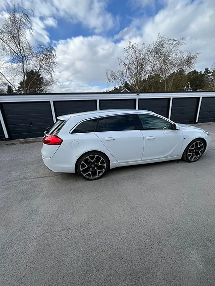 Opel Insignia 2012 photo 3