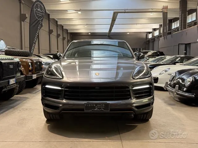 Porsche Cayenne Coupe 2019 photo 2