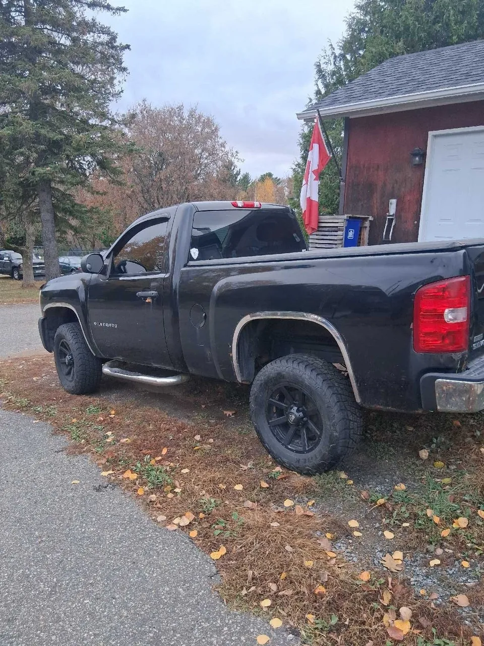 Chevrolet Silverado 1500 2011 photo 3